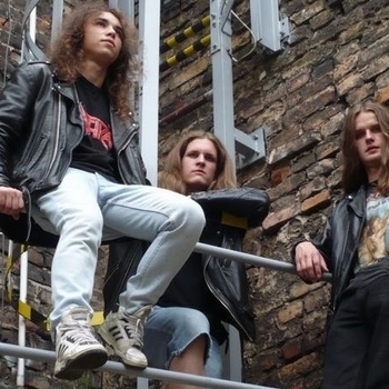 Headbanger – Headbangers Theme (Evil Activities Remix)
