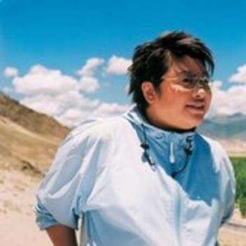 Han Hong – *YUELIANG - ЖАРЫК АЙ*