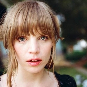 Ingrid Olava – Love, Oh Love