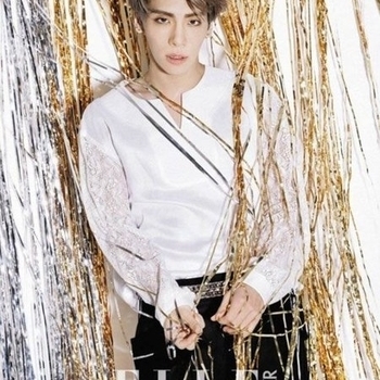 JongHyun – Suit Up