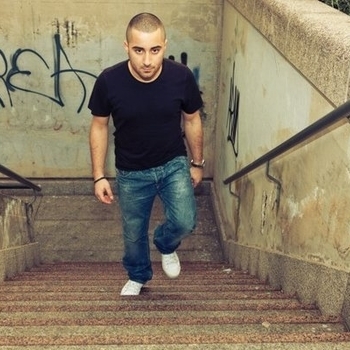 Joseph Capriati – C'est La Vie (Ortin Cam Remix)