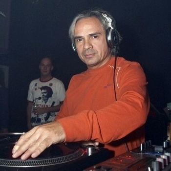 Jaydee – Plastic Dreams 2011 [Sergio Fernandez & JP Candela Remix]