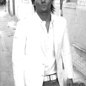 Jeremy Jackson – Sad Eyes