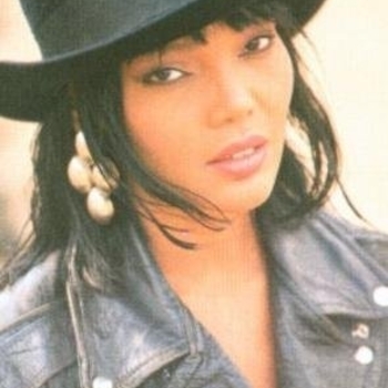 Judy Cheeks – Reach (Dancing Divaz Club Mix)