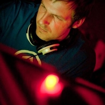 Jus Wan – Submersive