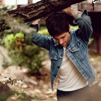 Jarrod Gorbel – Don't Want This to End (из сериала "Милые обманщицы" / "Pretty Little Liars") (1 сезон,18 серия)