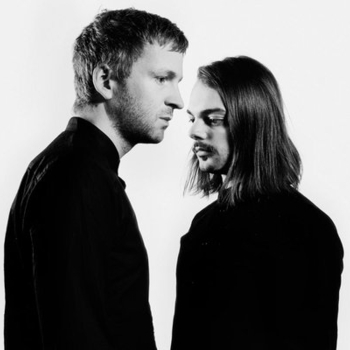 Kiasmos – Looped