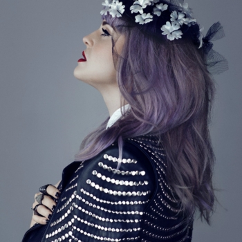 move ya – Kelly Osbourne Papa Don`t Preach 134