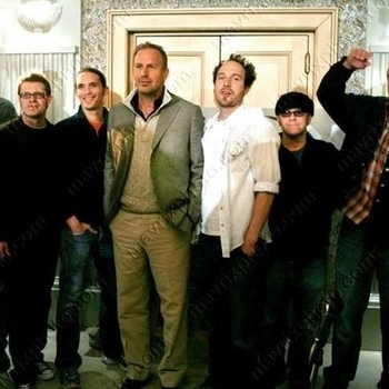 Kevin Costner & Modern West – The Hero