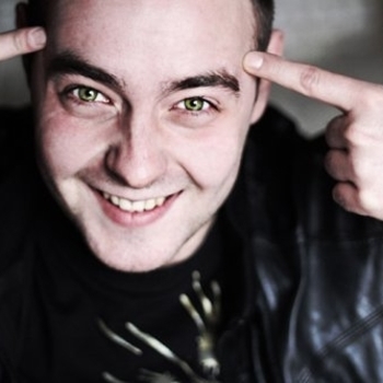 Komarovski – We Don't Give a Fuck (Hard Essence Remix)
