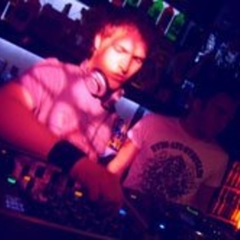 Kay Wilder – Kaboof (Ernesto vs Bastian RMX) (CDR)