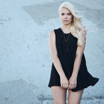 Lenachka – Edge of New York