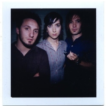 Lyra – Rabbit In The Headlights