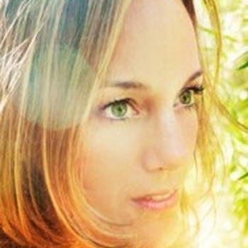 Lisbeth Scott – Sol's Message