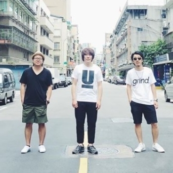 AZU – BEAUTIFUL DREAMER