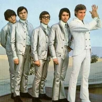 Los Bravos – Bring a little Lovin