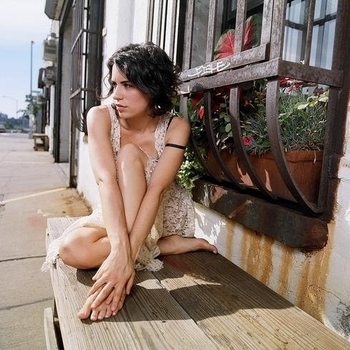 Leslie Mendelson – Love You Tonight