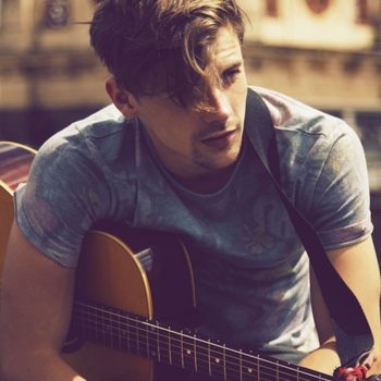 Max Milner – Lose Yourself/Come Together