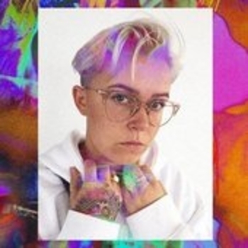 Moody – Etrange