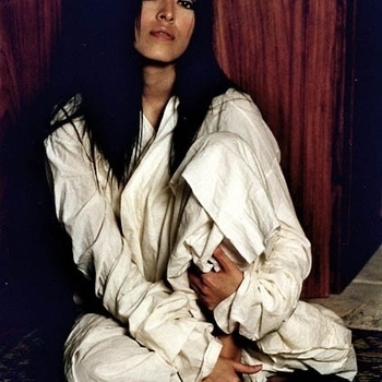 Mai Lan – Easy