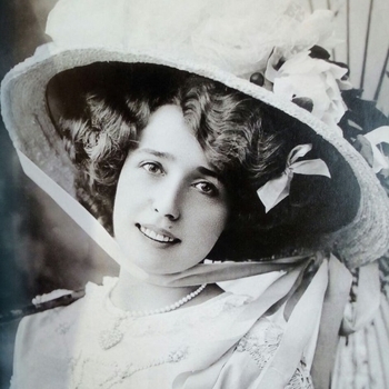 Mistinguett