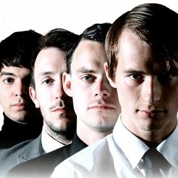 Mirrors – Fear Of Drowning (Lights And Offerings 2011)