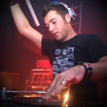 Mr. Magnetik – Night Wolves (Original Mix)