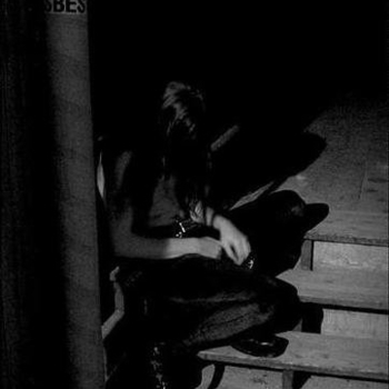 Make a Change... Kill Yourself – Du er alene