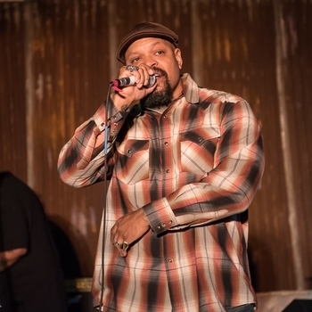 Mic Crenshaw – Yeah