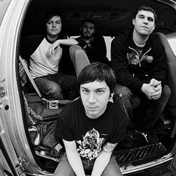 Marigold – Listen To The Music
