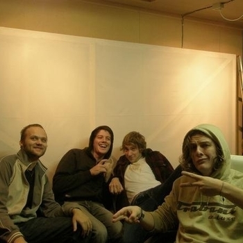 Noisia – Diplodocus (The Upbeats remix)
