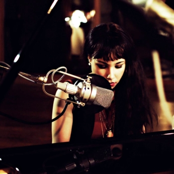 Natalie Duncan – Sky Is Falling