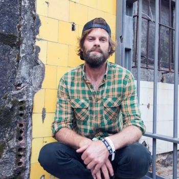 Neil Halstead – Digging Shelters