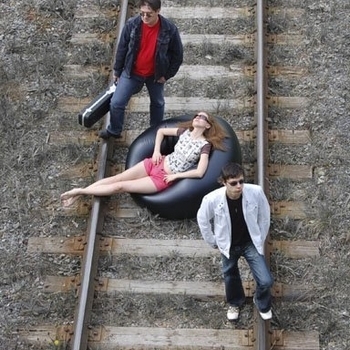 Olegy – She's So Lovely