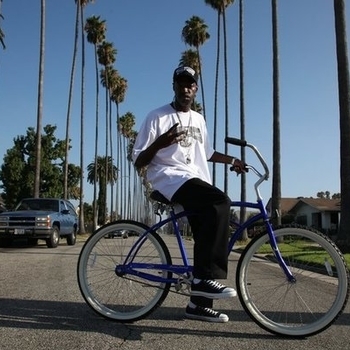 Daddy V – Compton & Longbeach (Feat. The Chill, Boss Hogg, Lil 1/2 Dead, Trip Loc & Jaboe)