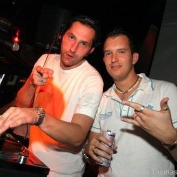 One 2 One – Don't Stop (Erik Vee remix cut)