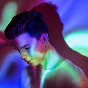 PETIT BISCUIT – Cruel Heart