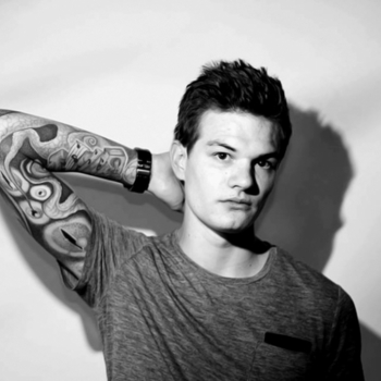 Paris Blohm – They Say