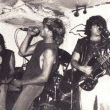 Electrical BlondY – Alone Again