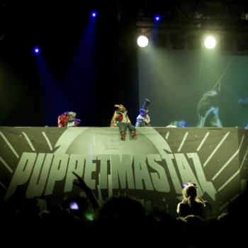 Puppetmastaz – Bigger the Better