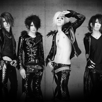 Para:noir – BLEADEAR