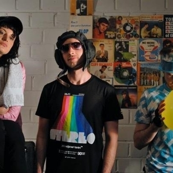 Popular Damage – Everybody Got Young