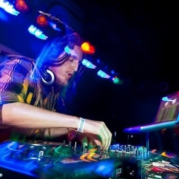 Psymbionic – Pink Floyd - Welcome To The Machine (Psymbionic Remix)