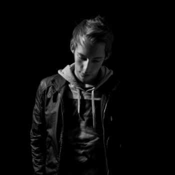 Quartus Saul – Super Heroes (Twist Remix FT Maksim)