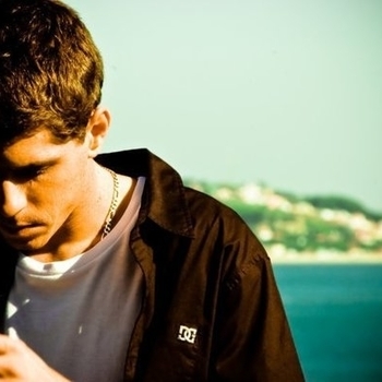 Dengaz – From the heart feat. Richie Campbell