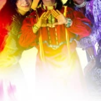 Ulali – Necklace of Broken Hearts