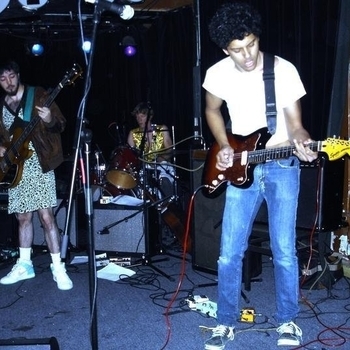 Useless Eaters – I Get I Get