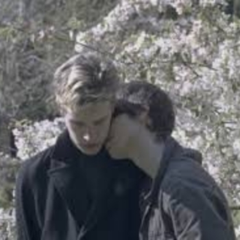 Var – Begin to Remember