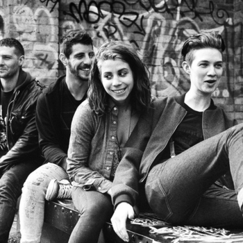 vuvuVultures – Arty Party