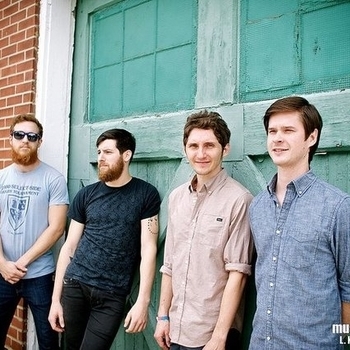 Vacationer – Entrance
